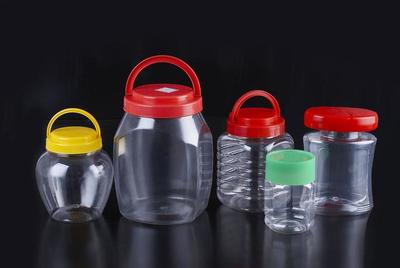 傻強 一家塑料制品匠心的守護者